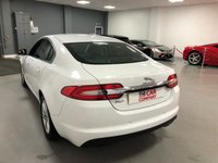 USED 2015 15 JAGUAR XF 2.2 D LUXURY 4d 163 BHP * PRIVACY * CLIMATE * NAV *  LEATHER TRIM * 17 INCH ALLOYS *