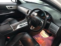USED 2015 15 JAGUAR XF 2.2 D LUXURY 4d 163 BHP * PRIVACY * CLIMATE * NAV *  LEATHER TRIM * 17 INCH ALLOYS *