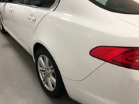 USED 2015 15 JAGUAR XF 2.2 D LUXURY 4d 163 BHP * PRIVACY * CLIMATE * NAV *  LEATHER TRIM * 17 INCH ALLOYS *