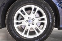 USED 2015 65 VOLVO XC60 2.4 D5 SE LUX NAV AWD 5d 217 BHP 