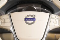 USED 2015 65 VOLVO XC60 2.4 D5 SE LUX NAV AWD 5d 217 BHP 