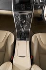 USED 2015 65 VOLVO XC60 2.4 D5 SE LUX NAV AWD 5d 217 BHP 