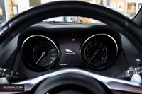 USED 2018 18 JAGUAR F-TYPE 3.0 V6 R-DYNAMIC AWD 2d 375 BHP MERIDIAN SOUND / LED LIGHTS
