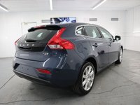 USED 2018 18 VOLVO V40 1.5 T2 INSCRIPTION 5d 120 BHP WITH ONLY JUST OVER 3,000 MILES AND STUNNING CONDITION.