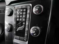 USED 2018 18 VOLVO V40 1.5 T2 INSCRIPTION 5d 120 BHP WITH ONLY JUST OVER 3,000 MILES AND STUNNING CONDITION.