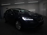 USED 2018 18 VOLVO V40 1.5 T2 INSCRIPTION 5d 120 BHP WITH ONLY JUST OVER 3,000 MILES AND STUNNING CONDITION.