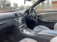 USED 2005 55 MERCEDES-BENZ CLK 2.1 CLK220 CDI AVANTGARDE 2d 148 BHP LOVELY DRIVE++HIGH SPEC