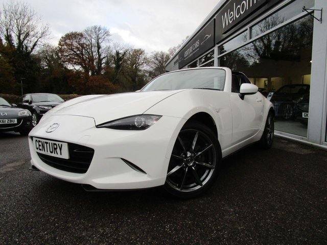 2017 67 Mazda MX-5 2.0 RF SPORT NAV 2d 158 BHP