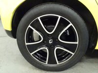 USED 2014 14 RENAULT CLIO 1.1 DYNAMIQUE MEDIANAV 5d 75 BHP * SATNAV *