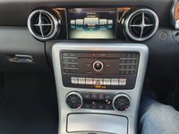 USED 2019 19 MERCEDES-BENZ SLC 2.0 SLC 300 AMG LINE 2d 241 BHP 1 OWNER + MERC- PANORAMIC ROOF - FULL MERCEDES SERVICE HISTORY