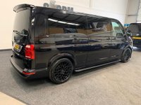 USED 2017 17 VOLKSWAGEN TRANSPORTER SHUTTLE 2.0 T32 TDI SHUTTLE SE BMT 5d 148 BHP 
