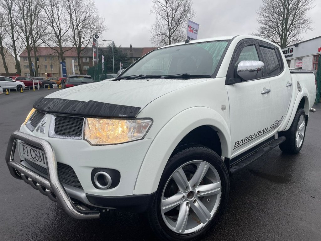 2013 MITSUBISHI L200