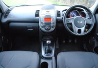 USED 2010 59 KIA SOUL 1.6 TEMPEST CRDI 5d 127 BHP www.suffolkcarcentre.co.uk - Located at Reydon