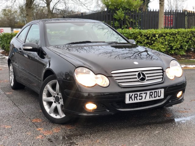 2007 57 Mercedes-Benz C Class 1.8 C180 KOMPRESSOR SE SPORTS 3d 141 BHP