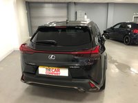 USED 2019 19 LEXUS UX 2.0 250H F SPORT 5d 108 BHP * PRIVACY  GLASS * CLIMATE CONTROL * PARKING SENSORS * 18 INCH ALLOYS * LEATHER *