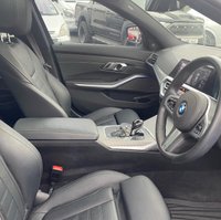 USED 2020 69 BMW 3 SERIES 3.0 330D M SPORT 4d 261 BHP ELECTRIC SUNROOF & HEAD UP DISPLAY