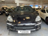 USED 2012 12 PORSCHE CAYENNE 3.0 D V6 TIPTRONIC 5d 245 BHP **1 FORMER KEEPER - LONG MOT - ALLOYS- SAT NAV-TURBO DIESEL - GREAT HISTORY-LEATHER- FINANCE AVAILABLE!!