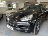 USED 2012 12 PORSCHE CAYENNE 3.0 D V6 TIPTRONIC 5d 245 BHP **1 FORMER KEEPER - LONG MOT - ALLOYS- SAT NAV-TURBO DIESEL - GREAT HISTORY-LEATHER- FINANCE AVAILABLE!!