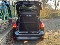 USED 2017 17 FORD FOCUS 1.0 ST-LINE 5d 124 BHP FORD FOCUS ST - LINE 1.0 5DR ECO-BOOST 125bhp 60+ MPG - 2 FORMER KEEPERS HAVING COVERED ONLY 33,441 MILES FROM BRAND NEW - WITH SERVICE HISTORY