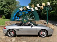 USED 2004 04 PORSCHE BOXSTER 3.2 24V S TIPTRONIC S 2d 260 BHP STUNNING ICONIC '2004' PORSCHE BOXSTER 'S' 3.2 TIP-TRONIC AUTOMATIC CONVERTIBLE - FULL LEATHER - 18 INCH UPGRADE ALLOYS - COMPREHENSIVE SERVICE HISTORY
