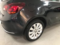 USED 2014 14 VAUXHALL ASTRA 1.6 ELITE 5d 115 BHP * PARKING SENSORS * LEATHER * 17 INCH ALLOYS * CLIMATE *