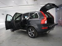 USED 2014 14 VOLVO XC90 2.4 D5 R-DESIGN NAV AWD 5d 200 BHP ONLY 31,000 MILES HAVING A GREAT SERVICE RECORD. WHAT A CAR.