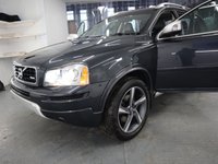 USED 2014 14 VOLVO XC90 2.4 D5 R-DESIGN NAV AWD 5d 200 BHP ONLY 31,000 MILES HAVING A GREAT SERVICE RECORD. WHAT A CAR.