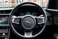 USED 2017 T JAGUAR XF 3.0 D V6 S 4d 296 BHP PAN ROOF / REAR CAM / KEYLESS