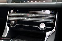 USED 2017 T JAGUAR XF 3.0 D V6 S 4d 296 BHP PAN ROOF / REAR CAM / KEYLESS