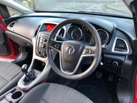USED 2011 11 VAUXHALL ASTRA 1.6 EXCITE 5d 113 BHP 1 FORMER OWNER FULL HISTORY