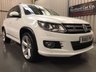 USED 2015 15 VOLKSWAGEN TIGUAN 2.0 R LINE TDI BLUEMOTION TECH 4MOTION DSG 5d 139 BHP FINANCE RATES  FROM 6.9 % APR