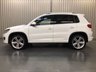 USED 2015 15 VOLKSWAGEN TIGUAN 2.0 R LINE TDI BLUEMOTION TECH 4MOTION DSG 5d 139 BHP FINANCE RATES  FROM 6.9 % APR