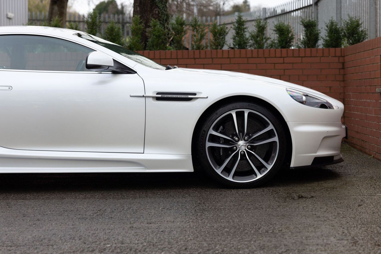 2011 D ASTON MARTIN DBS 6.0 V12 Touchtronic 2dr