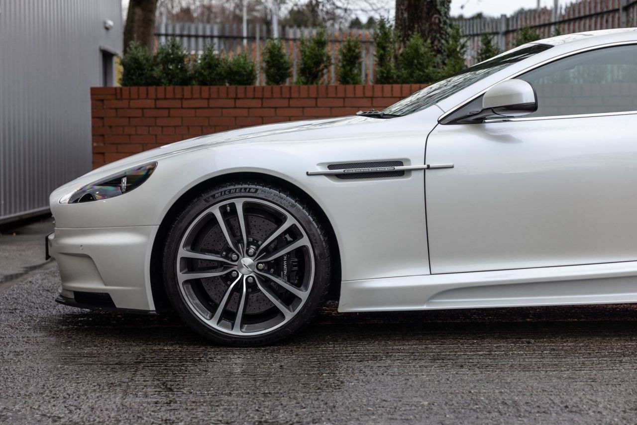 2011 D ASTON MARTIN DBS 6.0 V12 Touchtronic 2dr