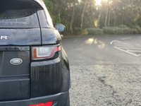 USED 2015 65 LAND ROVER RANGE ROVER EVOQUE 2.0 TD4 SE TECH 5d 177 BHP AWD AUTO Silver Roof Sat Nav 19" Alloys