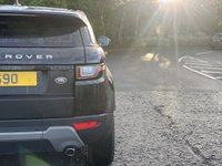 USED 2015 65 LAND ROVER RANGE ROVER EVOQUE 2.0 TD4 SE TECH 5d 177 BHP AWD AUTO Silver Roof Sat Nav 19" Alloys