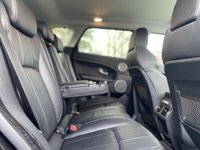 USED 2015 65 LAND ROVER RANGE ROVER EVOQUE 2.0 TD4 SE TECH 5d 177 BHP AWD AUTO Silver Roof Sat Nav 19" Alloys