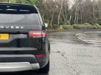 USED 2017 17 LAND ROVER DISCOVERY 3.0 DISCOVERY 5 TD6 HSE LUXURY 5d 255 BHP AWD 7 SEATER Rear Entertainment TV Pan Roof
