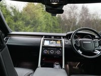 USED 2017 17 LAND ROVER DISCOVERY 3.0 DISCOVERY 5 TD6 HSE LUXURY 5d 255 BHP AWD 7 SEATER Rear Entertainment TV Pan Roof