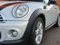 USED 2013 63 MINI CLUBMAN 1.6 COOPER 5d 122 BHP 