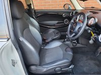 USED 2013 63 MINI CLUBMAN 1.6 COOPER 5d 122 BHP 