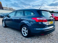 USED 2012 12 FORD FOCUS 1.6 ZETEC ESTATE Estate Car with Bluetooth & Air Con with a Full Ford History