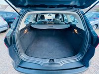 USED 2012 12 FORD FOCUS 1.6 ZETEC ESTATE Estate Car with Bluetooth & Air Con with a Full Ford History
