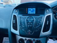 USED 2012 12 FORD FOCUS 1.6 ZETEC ESTATE Estate Car with Bluetooth & Air Con with a Full Ford History