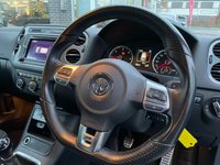 USED 2015 65 VOLKSWAGEN TIGUAN 2.0 R LINE TDI BLUEMOTION TECHNOLOGY 4MOTION 5d 148 BHP NO-NONSENSE HOME DELIVERY