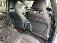 USED 2015 15 MERCEDES-BENZ GLA-CLASS 2.0 GLA250 4MATIC AMG LINE EXECUTIVE 5d 211 BHP NAVIGATION! PARK ASSIST