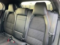 USED 2015 15 MERCEDES-BENZ GLA-CLASS 2.0 GLA250 4MATIC AMG LINE EXECUTIVE 5d 211 BHP NAVIGATION! PARK ASSIST
