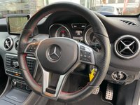 USED 2015 15 MERCEDES-BENZ GLA-CLASS 2.0 GLA250 4MATIC AMG LINE EXECUTIVE 5d 211 BHP NAVIGATION! PARK ASSIST