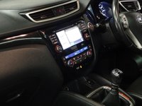 USED 2015 15 NISSAN QASHQAI 1.6 DCI TEKNA 5d 128 BHP SATNAV....PANROOF.....LEATHER