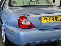 USED 2009 09 JAGUAR XJ 2.7 TDVI V6 SOVEREIGN 4d 204 BHP 1 Owner